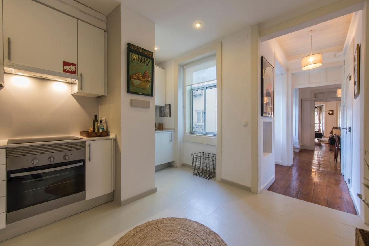 Lovelystay - Chiado 2 Bedroom Charm! リスボン エクステリア 写真